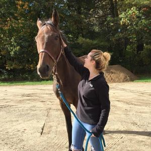 Meet your Posher, Ayla